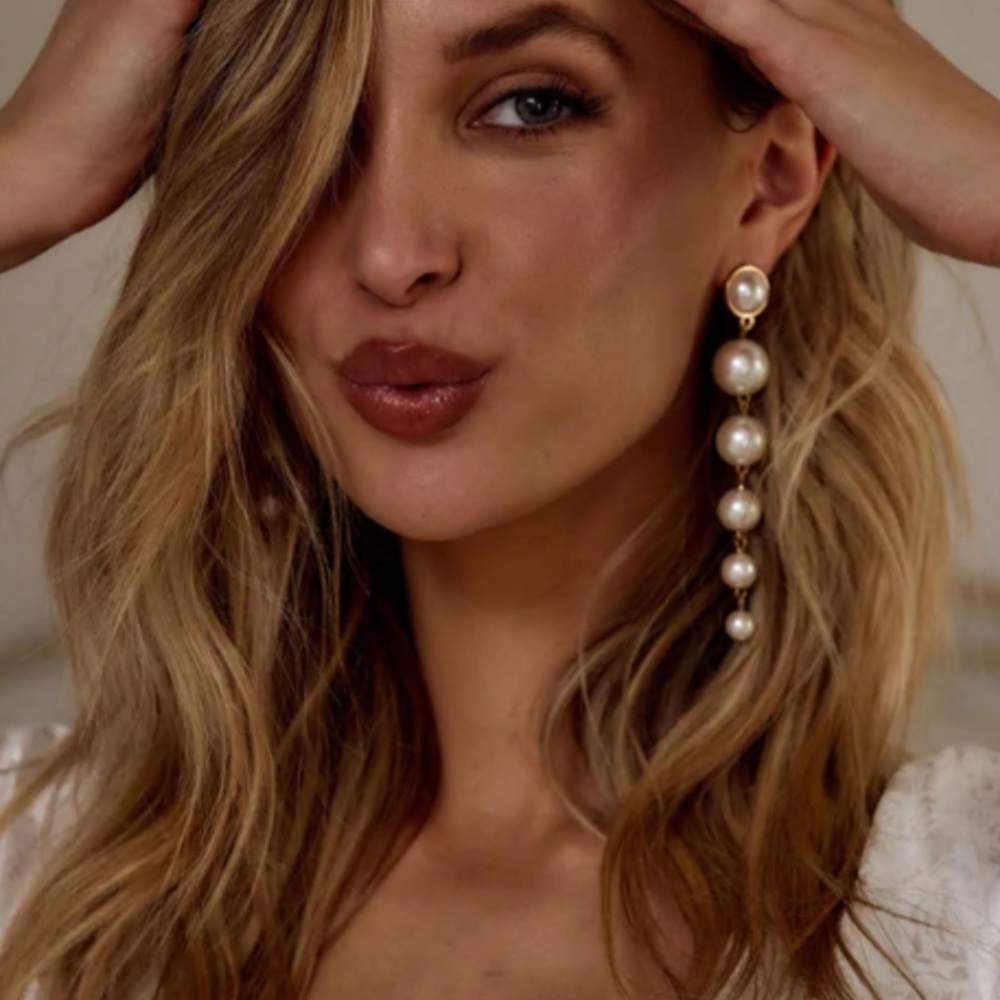 Evangelina Pearl Statement Earrings